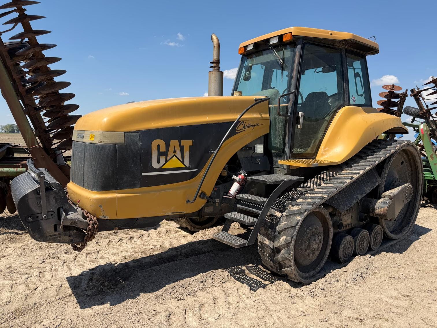 2001 Challenger CH55 Equipment Image0