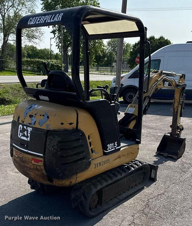 Image of Caterpillar 301.5 equipment image 4