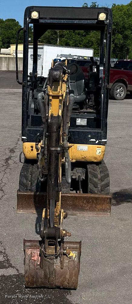 Image of Caterpillar 301.5 equipment image 1
