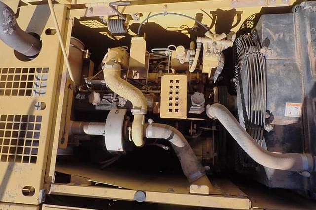 Image of Caterpillar 315C equipment image 3