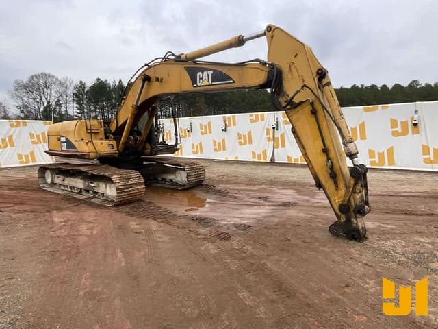 Image of Caterpillar 320CL equipment image 2