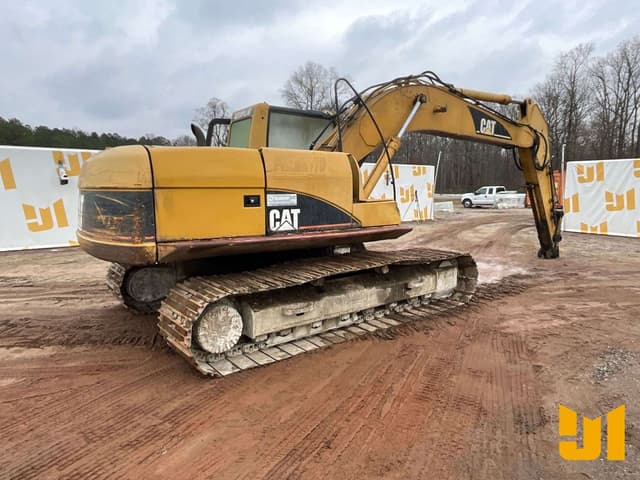 Image of Caterpillar 320CL equipment image 4