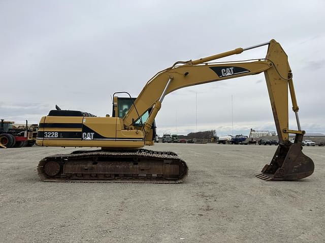 Image of Caterpillar 322BL equipment image 3
