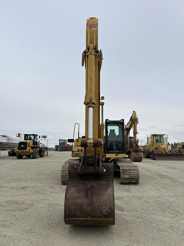 Image of Caterpillar 322BL equipment image 1