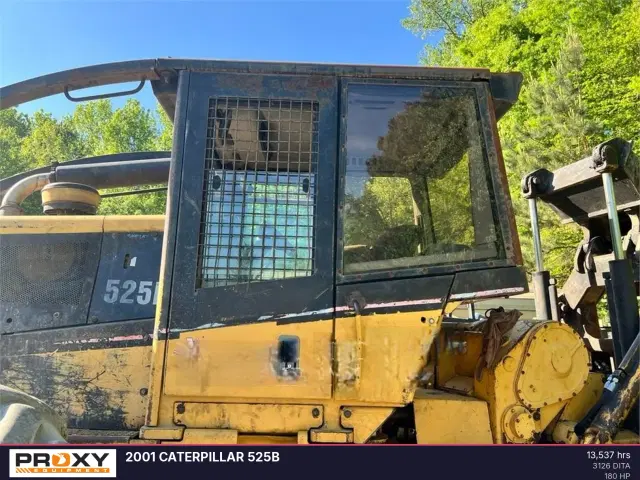 Image of Caterpillar 525B equipment image 2