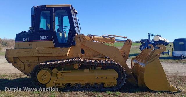 Image of Caterpillar 963C equipment image 3