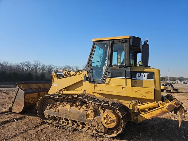 Image of Caterpillar 963C equipment image 4