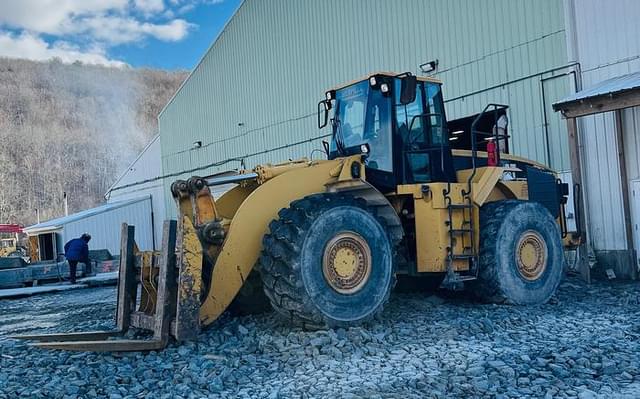 Image of Caterpillar 980G equipment image 2