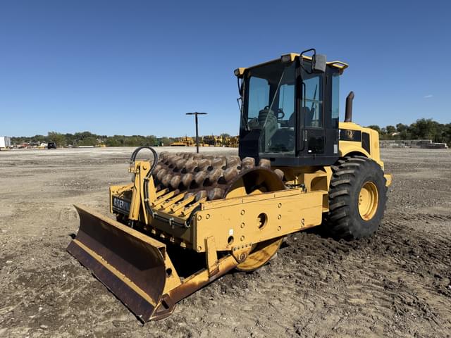 Image of Caterpillar CP-563D equipment image 1
