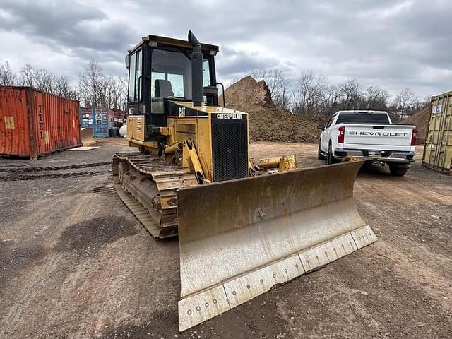 Image of Caterpillar D5C equipment image 4