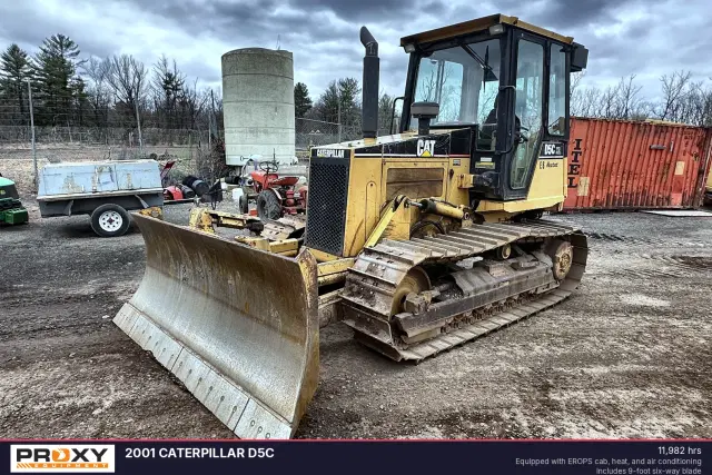 Image of Caterpillar D5C equipment image 1