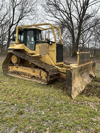 Image of Caterpillar D6M equipment image 1