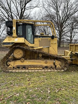 Image of Caterpillar D6M equipment image 2