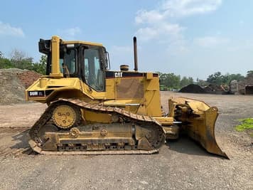 Main image Caterpillar D6M XL