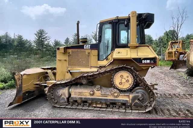 Image of Caterpillar D6M XL equipment image 2