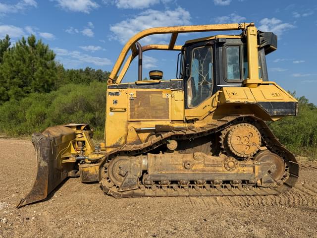 Image of Caterpillar D6M XL equipment image 1