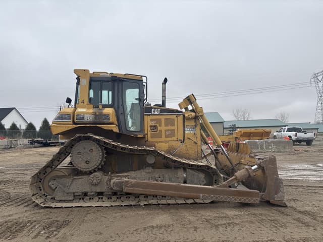 Image of Caterpillar D6R LGP equipment image 4