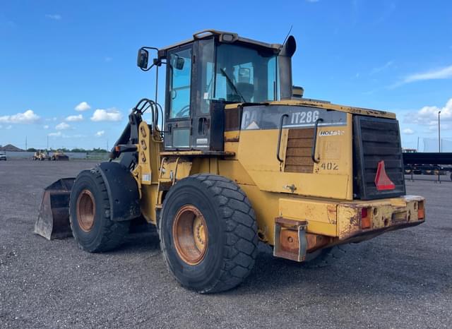 Image of Caterpillar IT28G equipment image 3