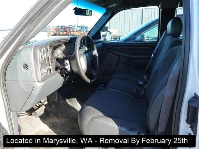 Image of Chevrolet 1500 equipment image 4