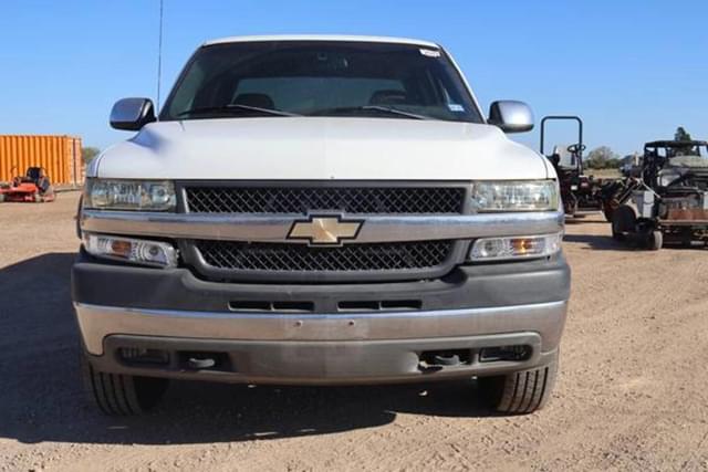 Image of Chevrolet 2500 equipment image 1