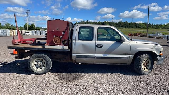 Image of Chevrolet 1500 equipment image 4