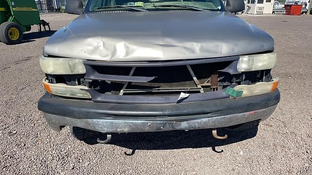Image of Chevrolet 1500 equipment image 3