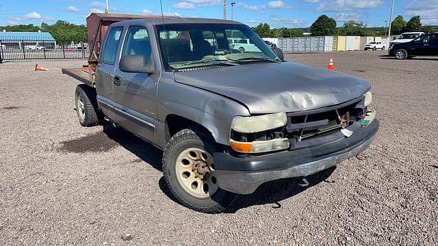 Image of Chevrolet 1500 equipment image 2