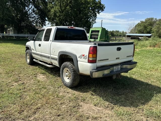 Image of Chevrolet 2500 equipment image 4
