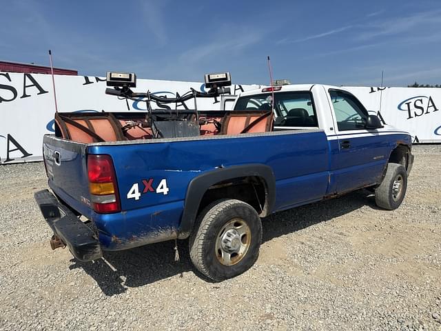 Image of Chevrolet 2500 equipment image 4
