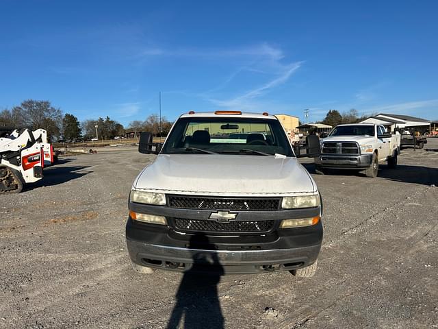 Image of Chevrolet 3500 equipment image 3