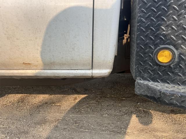Thumbnail image Chevrolet 3500 16