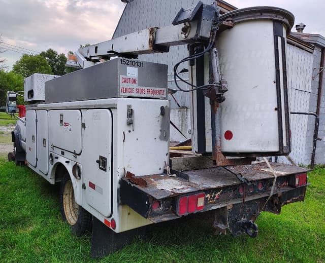 Image of Chevrolet 3500 equipment image 1