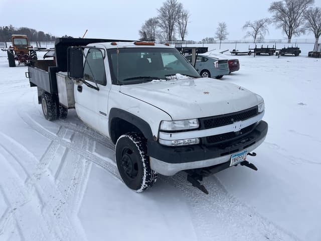 Image of Chevrolet 3500 equipment image 3