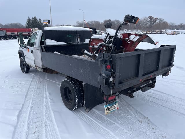 Image of Chevrolet 3500 equipment image 1
