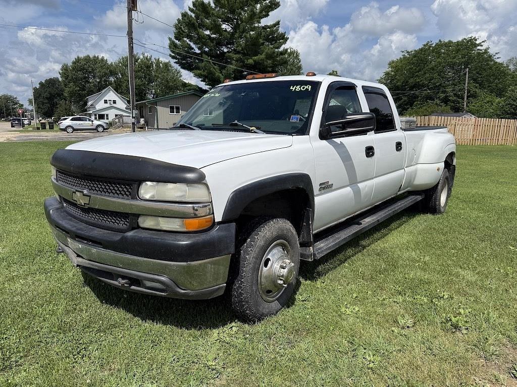 Image of Chevrolet 3500HD Primary image