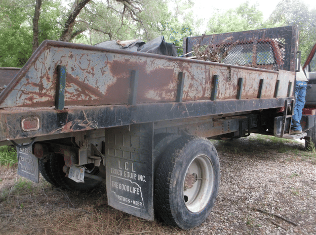 Image of Chevrolet C6500 equipment image 1
