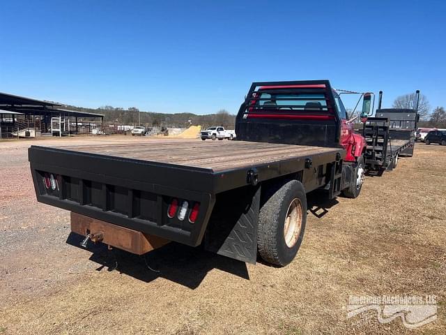 Image of Chevrolet C7500 equipment image 1