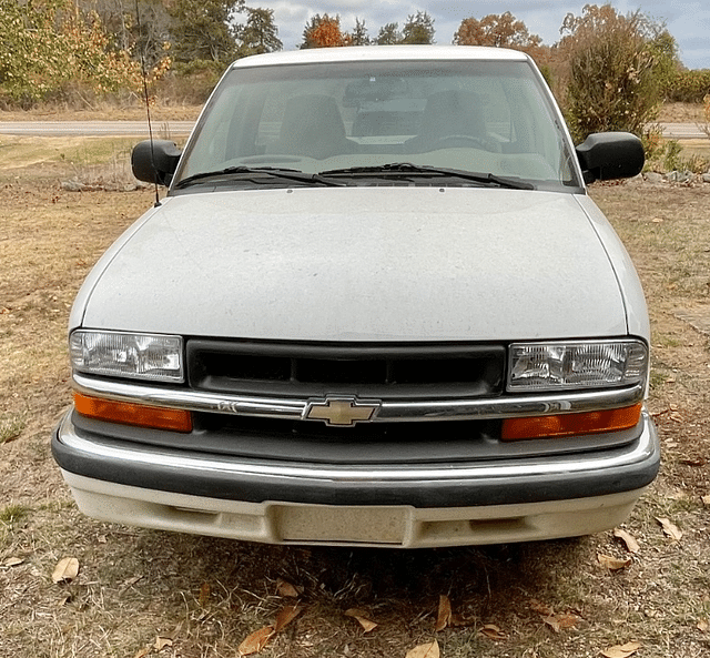 Image of Chevrolet S10 equipment image 2