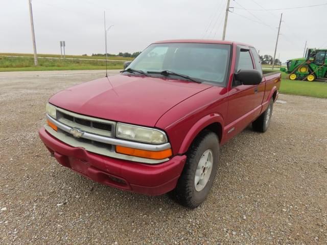 Image of Chevrolet S10 equipment image 1