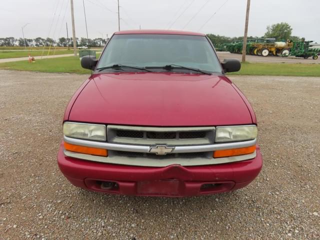 Image of Chevrolet S10 equipment image 2