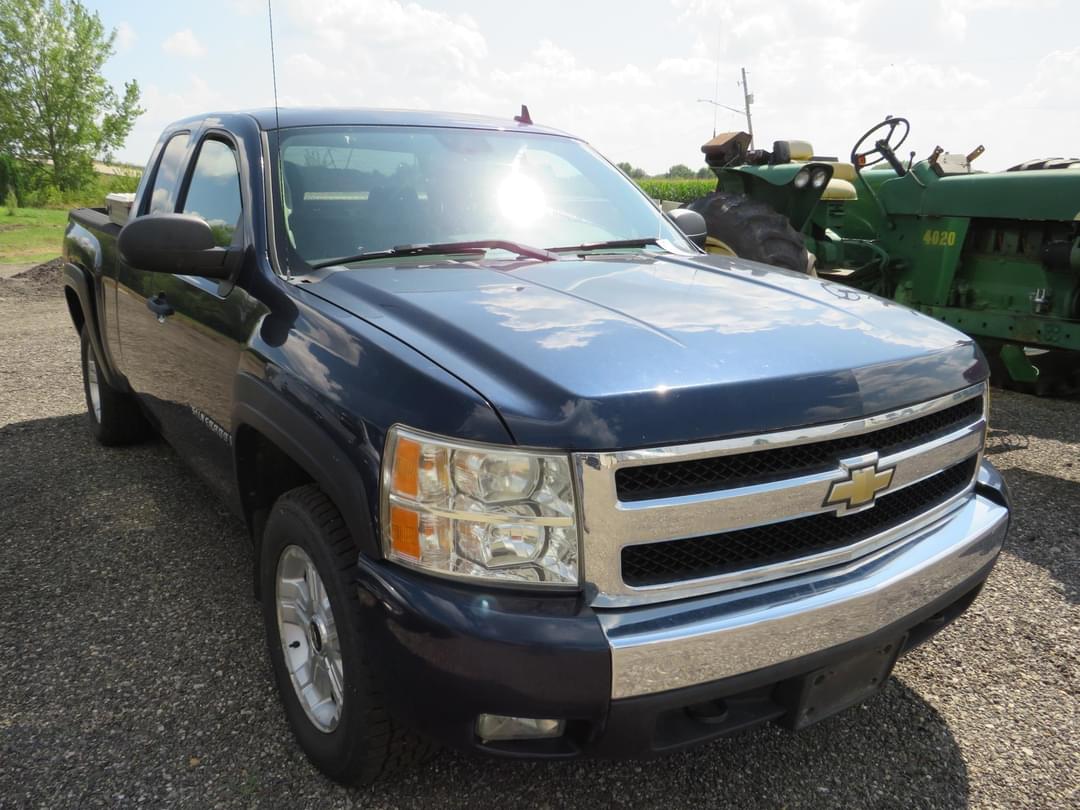 Image of Chevrolet 1500 Primary image
