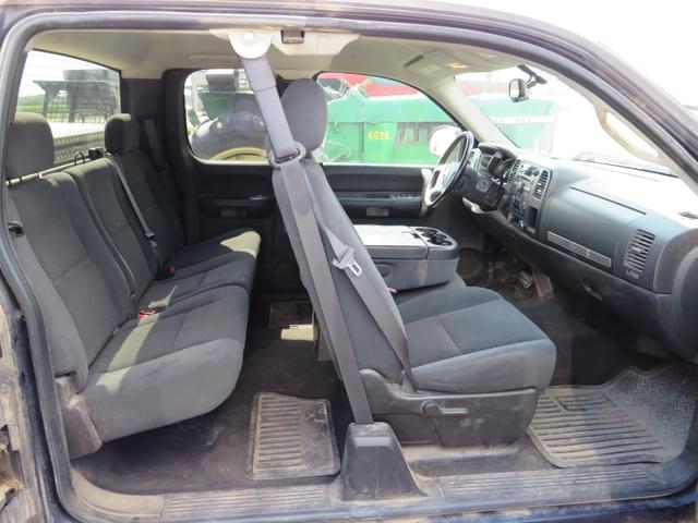 Image of Chevrolet 1500 equipment image 4