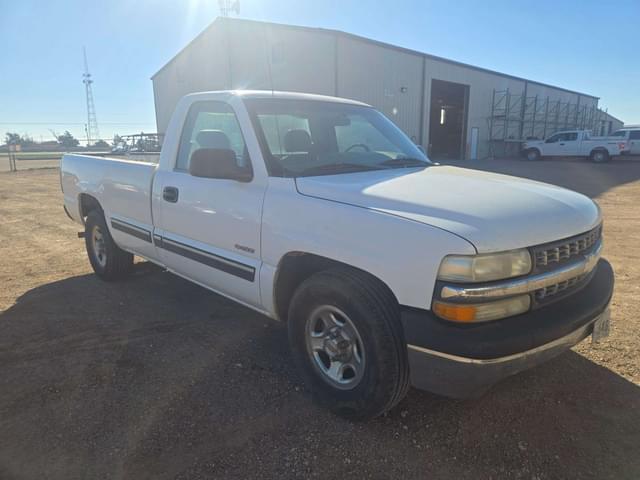 Image of Chevrolet 1500 equipment image 1