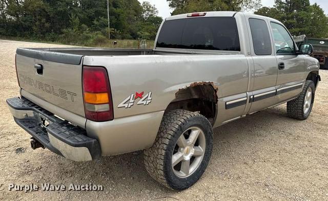 Image of Chevrolet 1500 equipment image 4