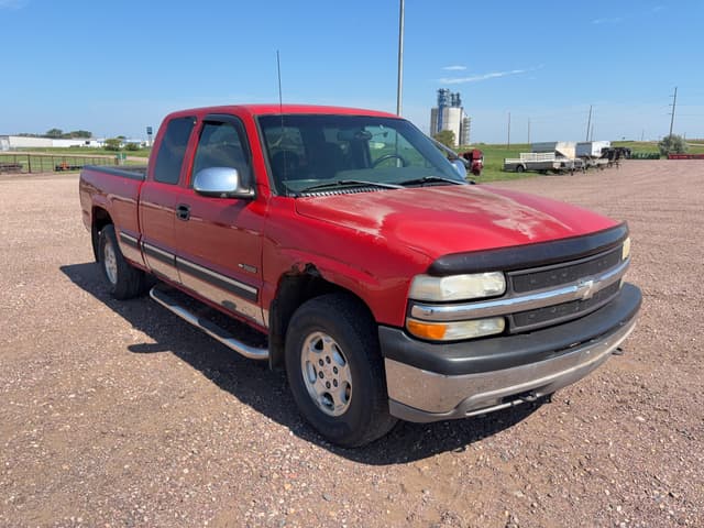 Image of Chevrolet 1500 equipment image 2