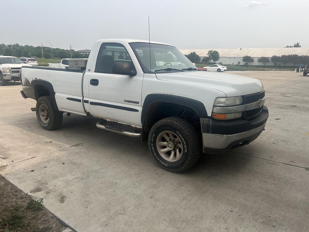 Image of Chevrolet 2500 Primary Image
