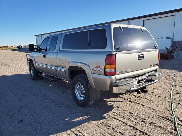 Image of Chevrolet 2500 equipment image 3