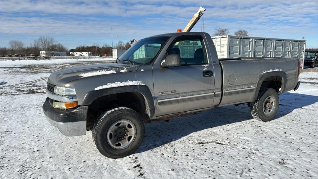 Image of Chevrolet 2500 Primary image