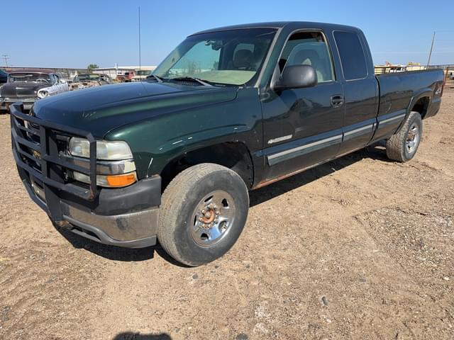 Image of Chevrolet 2500HD equipment image 3