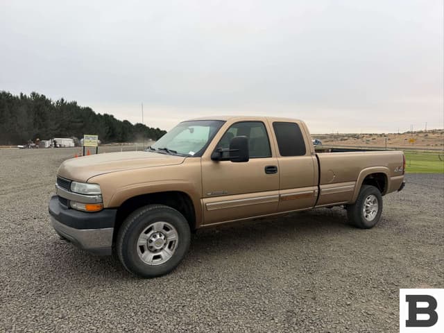 Image of Chevrolet 2500HD equipment image 1